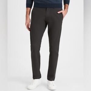 Banana Republic Men's Fulton Skinny Chino Trouser 30 Inseam